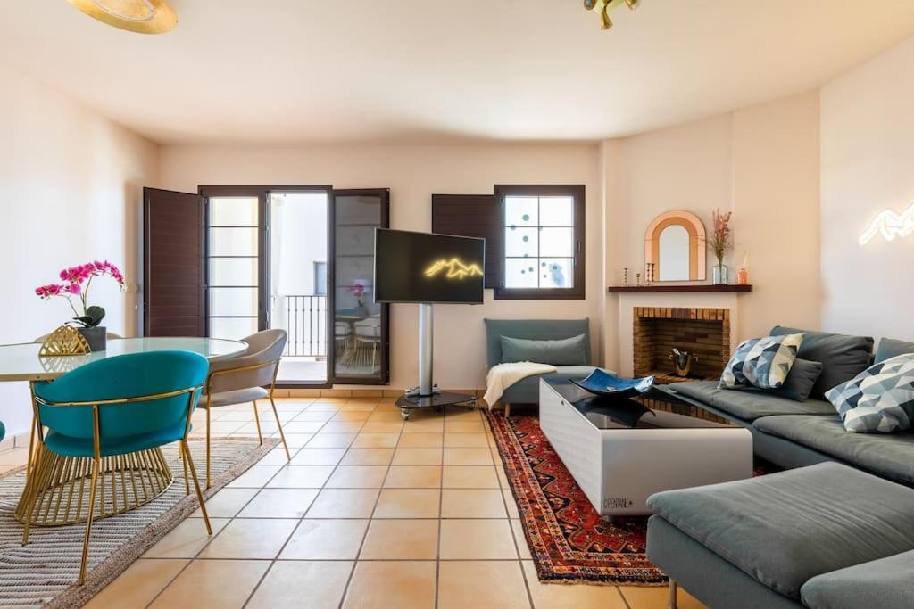 Casa Palma-hacienda Del Alamo -fuente Alamo- Luxurious 2 Bedroom Penthouse Apartment